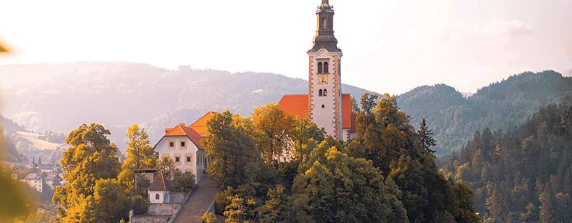 10 Best Fall Photoshoot Locations to Capture the Seasonal Beauty